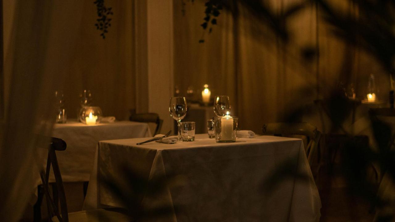 Amare Ristorante Locanda Certosa di Pavia Exterior photo