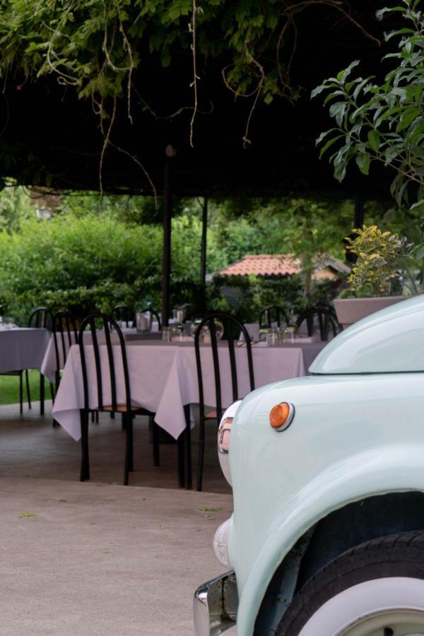 Amare Ristorante Locanda Certosa di Pavia Exterior photo